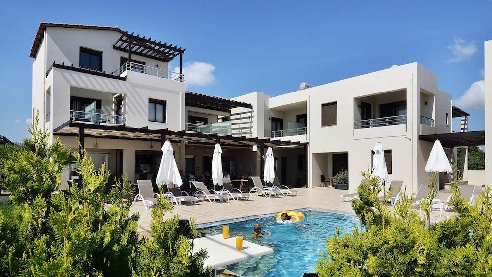 Carisa Maleme Exterior foto