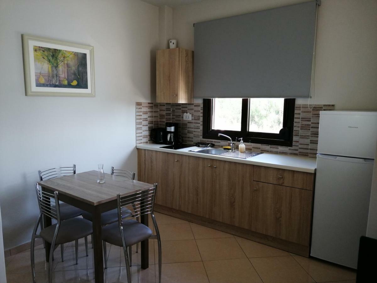 Carisa Maleme Exterior foto